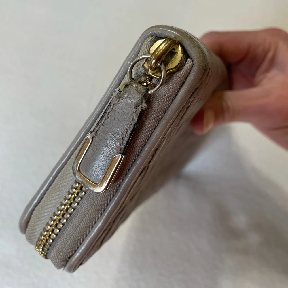 Vintage Coach Madison Gray Gathered Twist Leather Wallet Accordion Zip Around